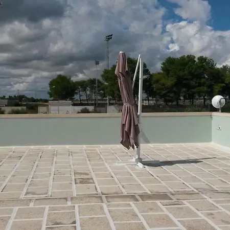 Alojamento de Acomodação e Pequeno-almoço Le Due Cisterne Di Vizzino Gianna Vernole