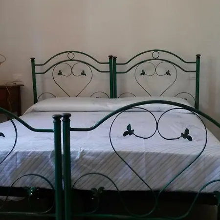 Le Due Cisterne Di Vizzino Gianna