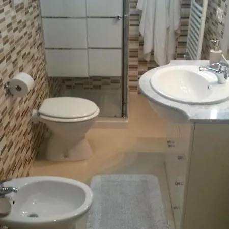 Le Due Cisterne Di Vizzino Gianna Alojamento de Acomodação e Pequeno-almoço Vernole