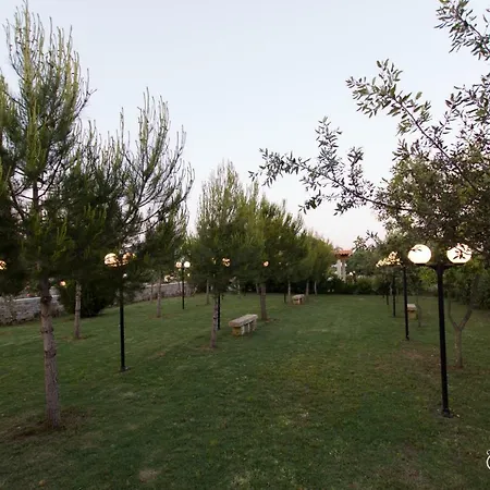 Le Due Cisterne Di Vizzino Gianna Vernole