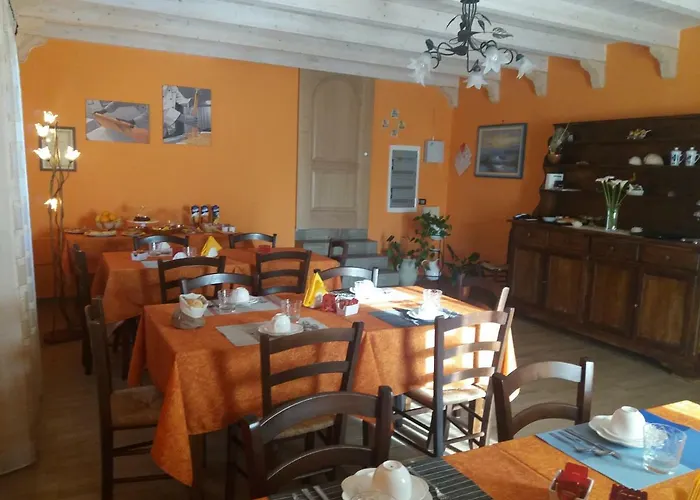 Le Due Cisterne Di Vizzino Gianna לינה וארוחת בוקר *